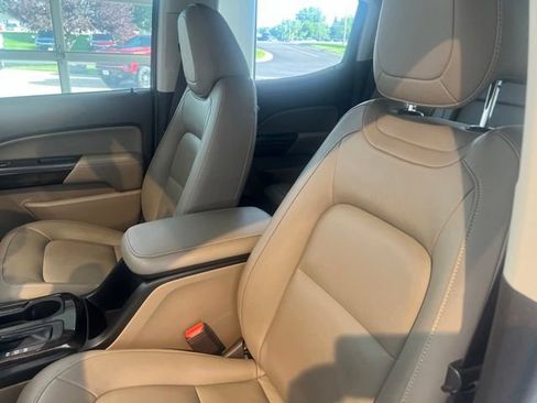 Used 2016 GMC Canyon SLT AWD/4WD image 14