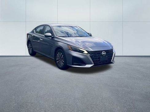 Certified 2023 Nissan Altima 2.5 SV image 19
