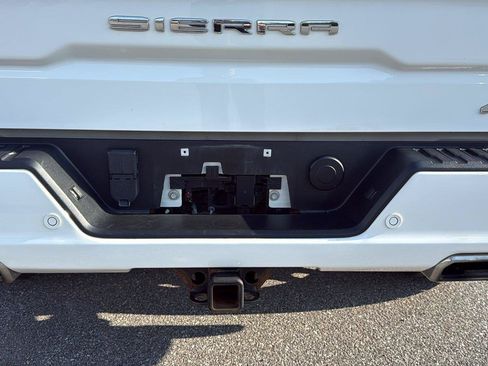 Used 2023 GMC Sierra 1500 AT4 w/ AT4 Premium Package AWD/4WD image 12