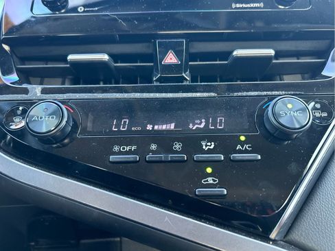 Used 2023 Toyota Camry SE FWD image 30