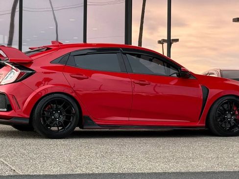 Used 2017 Honda Civic Type R image 13