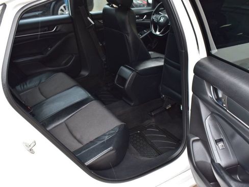 Used 2018 Honda Accord Sport image 24