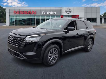 New 2026 Nissan Pathfinder SV