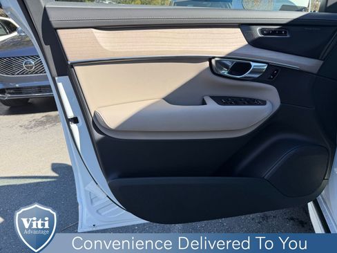 New 2026 Volvo XC90 T8 Plus w/ Protection Package Premier image 11