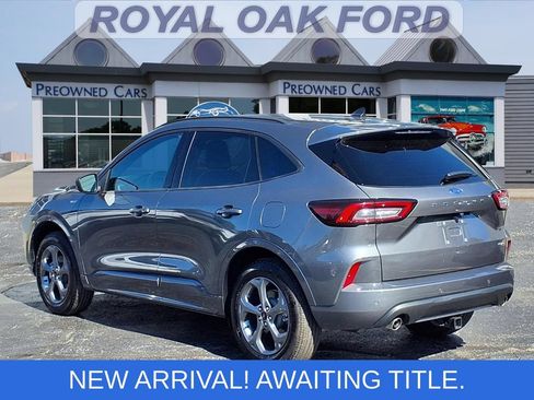 Certified 2024 Ford Escape ST-Line w/ Tech Pack #1 AWD/4WD image 2