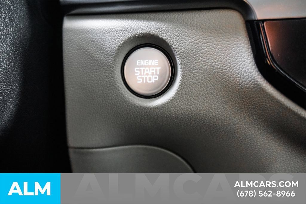 Used 2025 Kia Sorento S w/ Panoramic Sunroof Package FWD image 24