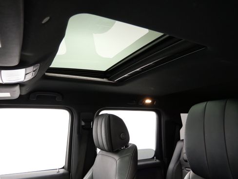 Used 2021 Mercedes-Benz G 550 image 18