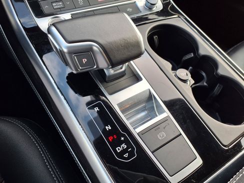 Used 2025 Audi Q7 2.0T Premium Plus AWD/4WD image 12