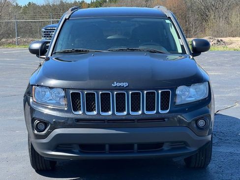 Used 2014 Jeep Compass Sport FWD image 28