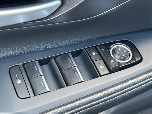 Certified 2025 Toyota Grand Highlander AWD image 13