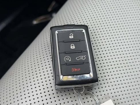 Used 2021 Jeep Grand Cherokee L Overland w/ Luxury Tech Group IV AWD/4WD image 36
