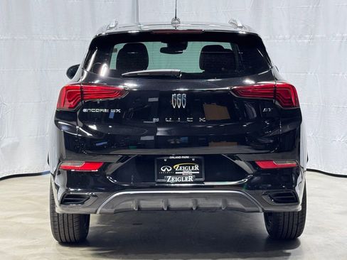 Used 2024 Buick Encore GX Sport Touring w/ Comfort Package image 5
