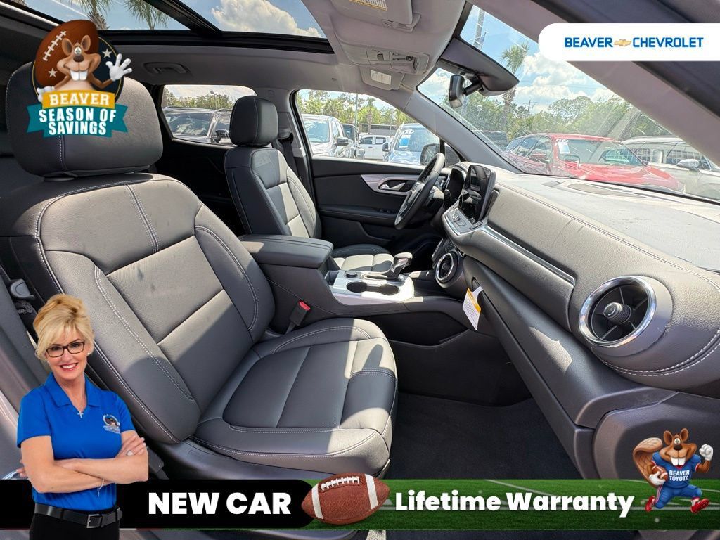 New 2025 Chevrolet Blazer LT w/ Midnight/Sport Edition AWD/4WD image 23