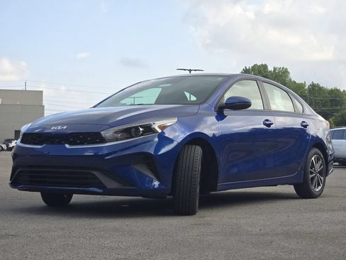 Used 2024 Kia Forte LXS w/ LXS Technology Package FWD image 10