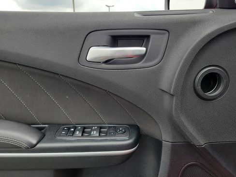 Used 2023 Dodge Charger SXT image 17