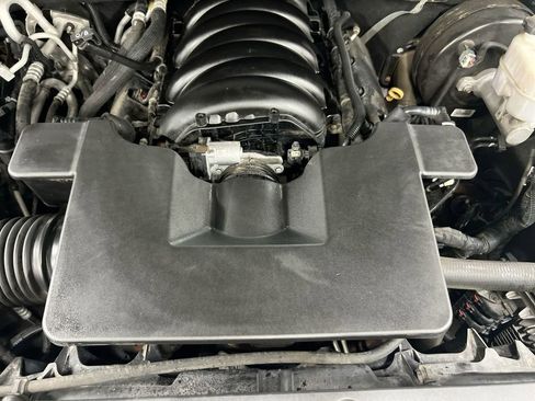 Used 2019 Chevrolet Tahoe LS AWD/4WD image 24