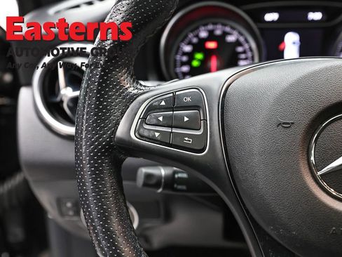 Used 2019 Mercedes-Benz GLA 250 4MATIC w/ Premium Package image 15