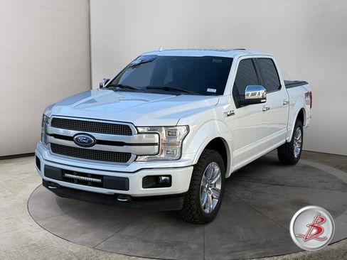 Used 2018 Ford F150 Platinum w/ Equipment Group 701A Luxury AWD/4WD image 3