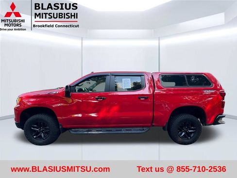 Used 2022 Chevrolet Silverado 1500 LT Trail Boss w/ Protection Package AWD/4WD image 12