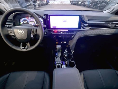 New 2026 Toyota Camry XLE image 5