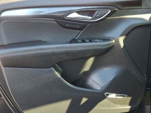 Certified 2025 Buick Envision Preferred image 13