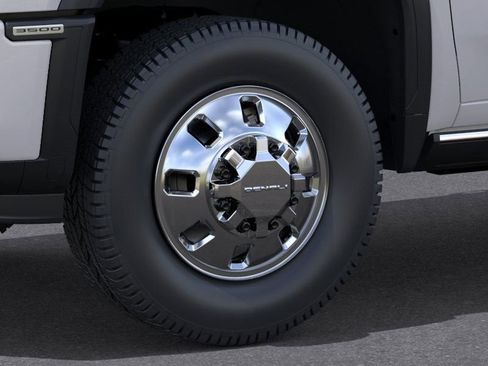 New 2025 GMC Sierra 3500 Denali w/ Denali Reserve Package image 9