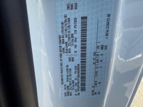 New 2025 Ford F550 4x4 Regular Cab Super Duty image 17