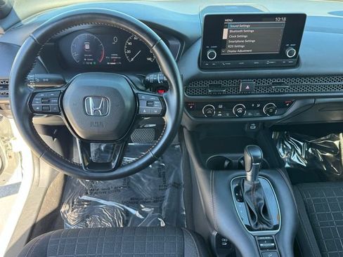 Certified 2025 Honda HR-V Sport image 16