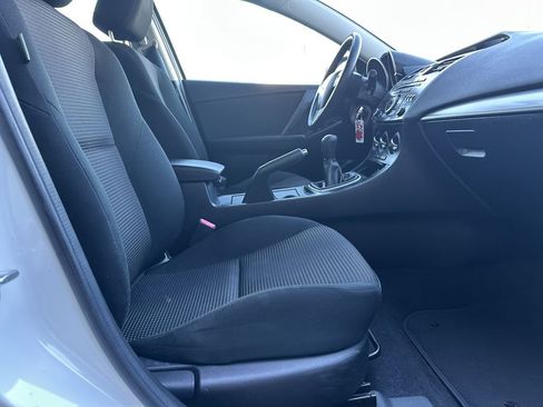 Used 2012 MAZDA MAZDA3 i Touring image 29