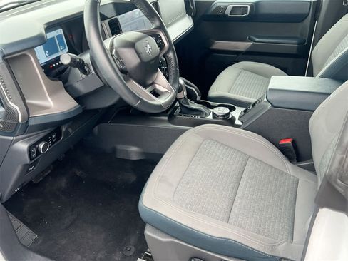 Used 2022 Ford Bronco Outer Banks image 10