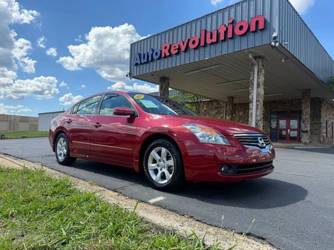 Used 2009 Nissan Altima 2.5 SL w/ Technology Pkg FWD image 1