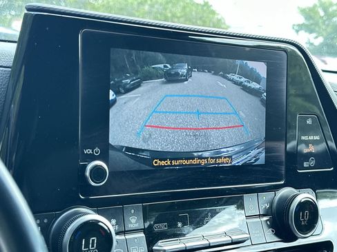 Used 2024 Toyota Highlander XSE AWD/4WD image 20