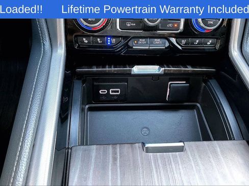 Used 2023 GMC Yukon Denali image 32