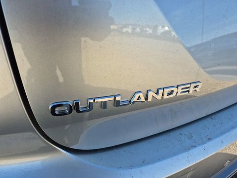 New 2026 Mitsubishi Outlander SE AWD/4WD image 47