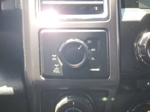 Used 2016 Ford F150 XLT w/ Equipment Group 302A Luxury AWD/4WD image 21
