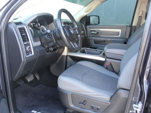 Used 2018 RAM 1500 Big Horn RWD image 9
