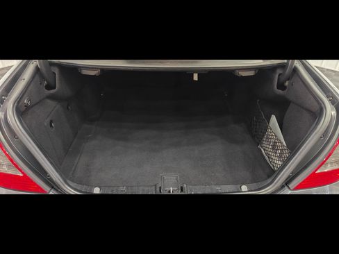 Used 2008 Mercedes-Benz E 550 4MATIC Sedan image 25