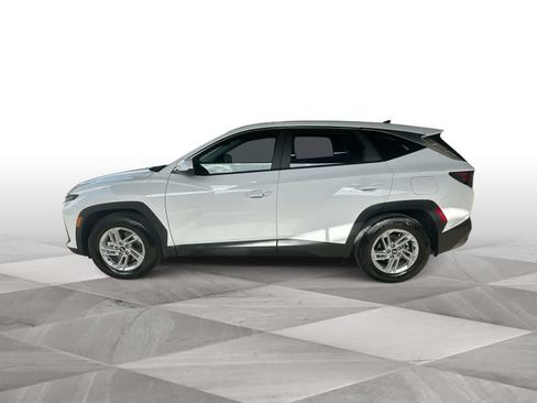 Used 2026 Hyundai Tucson SE FWD image 5