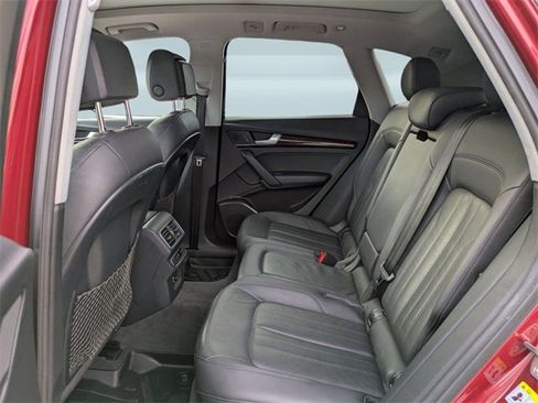 Used 2018 Audi Q5 2.0T Premium w/ Convenience Package image 15