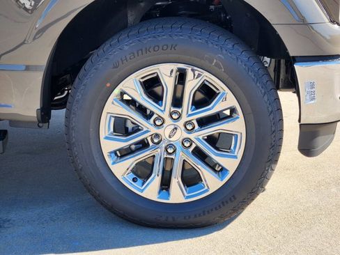 New 2025 Ford F150 Lariat w/ Equipment Group 502A High image 7