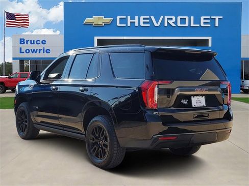 Used 2021 GMC Yukon AT4 w/ AT4 Premium Package image 5