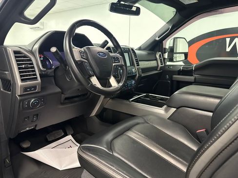 Used 2020 Ford F450 Platinum w/ FX4 Off-Road Package AWD/4WD image 11