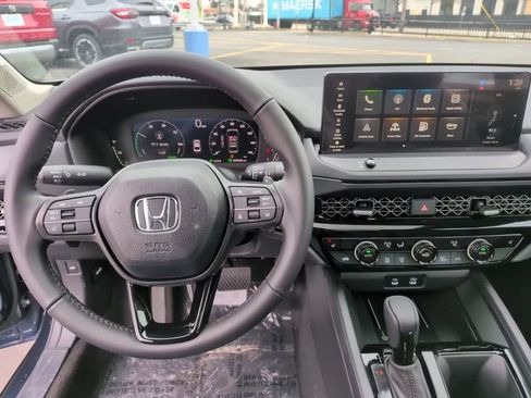 New 2026 Honda Accord EX-L image 25