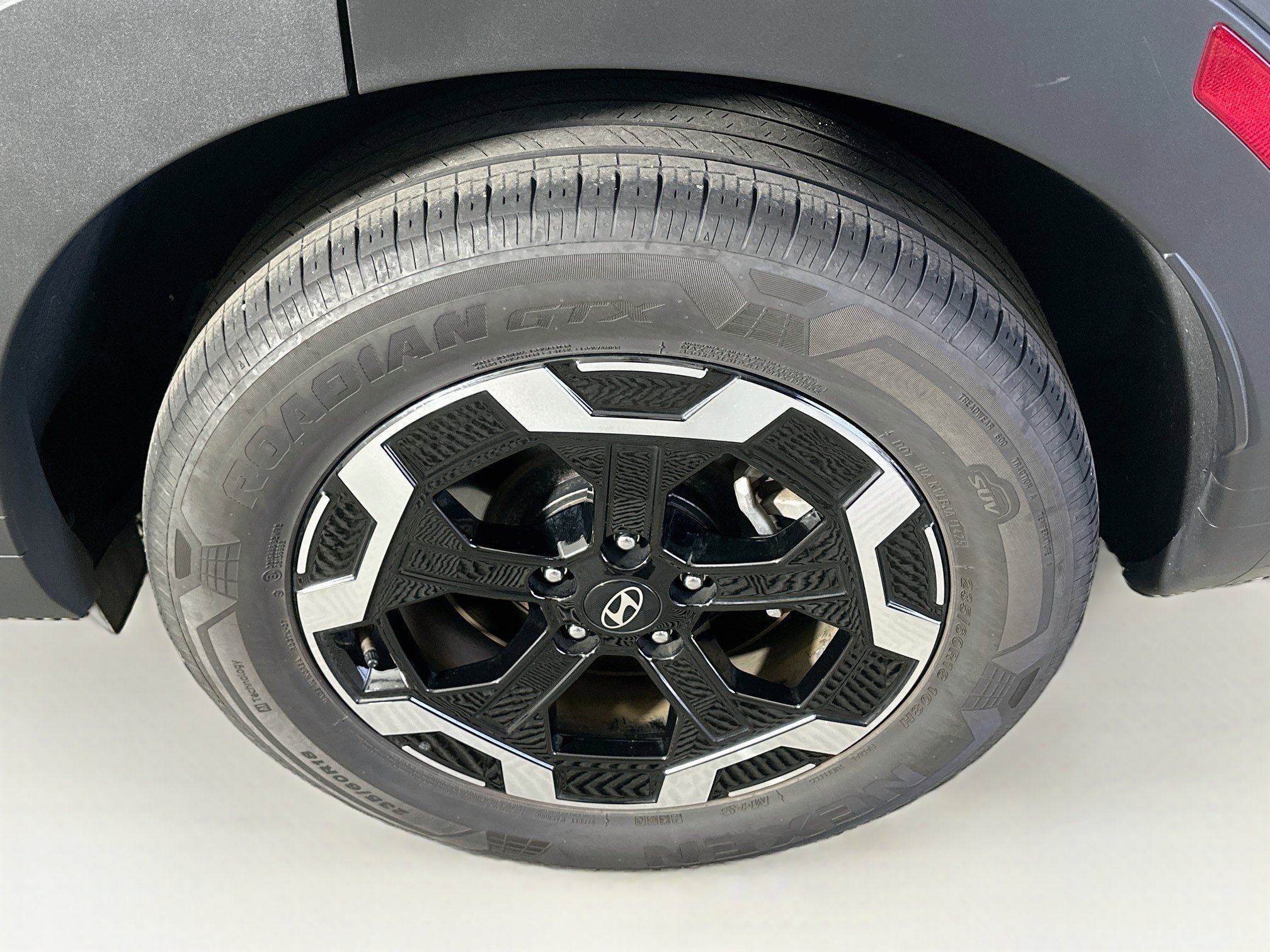 Used 2026 Hyundai Santa Fe SEL FWD image 11