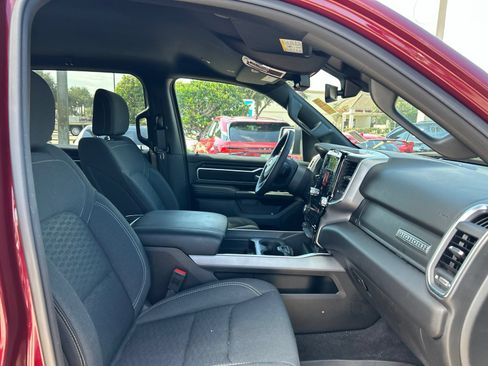 Used 2025 RAM 1500 Big Horn AWD/4WD image 12