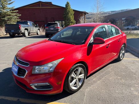 Used 2015 Chevrolet Cruze LT image 4