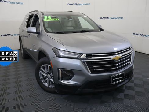 Certified 2024 Chevrolet Traverse LT AWD/4WD image 2