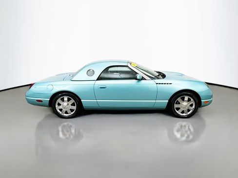 Used 2002 Ford Thunderbird image 8