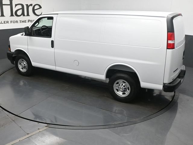 New 2026 Chevrolet Express 2500 w/ Driver Convenience Package RWD image 21
