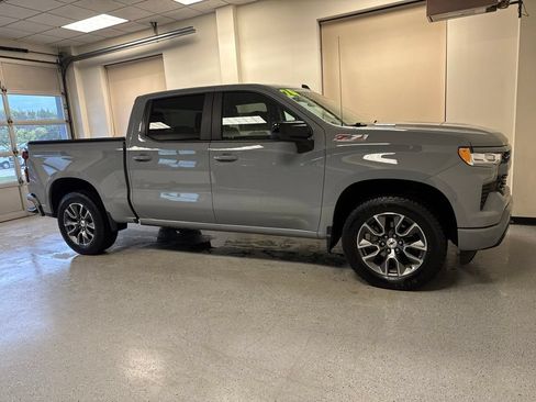 Used 2024 Chevrolet Silverado 1500 RST w/ Z71 Off-Road Package AWD/4WD image 46